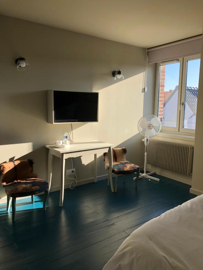 We Maison D'Hotes カッセル エクステリア 写真