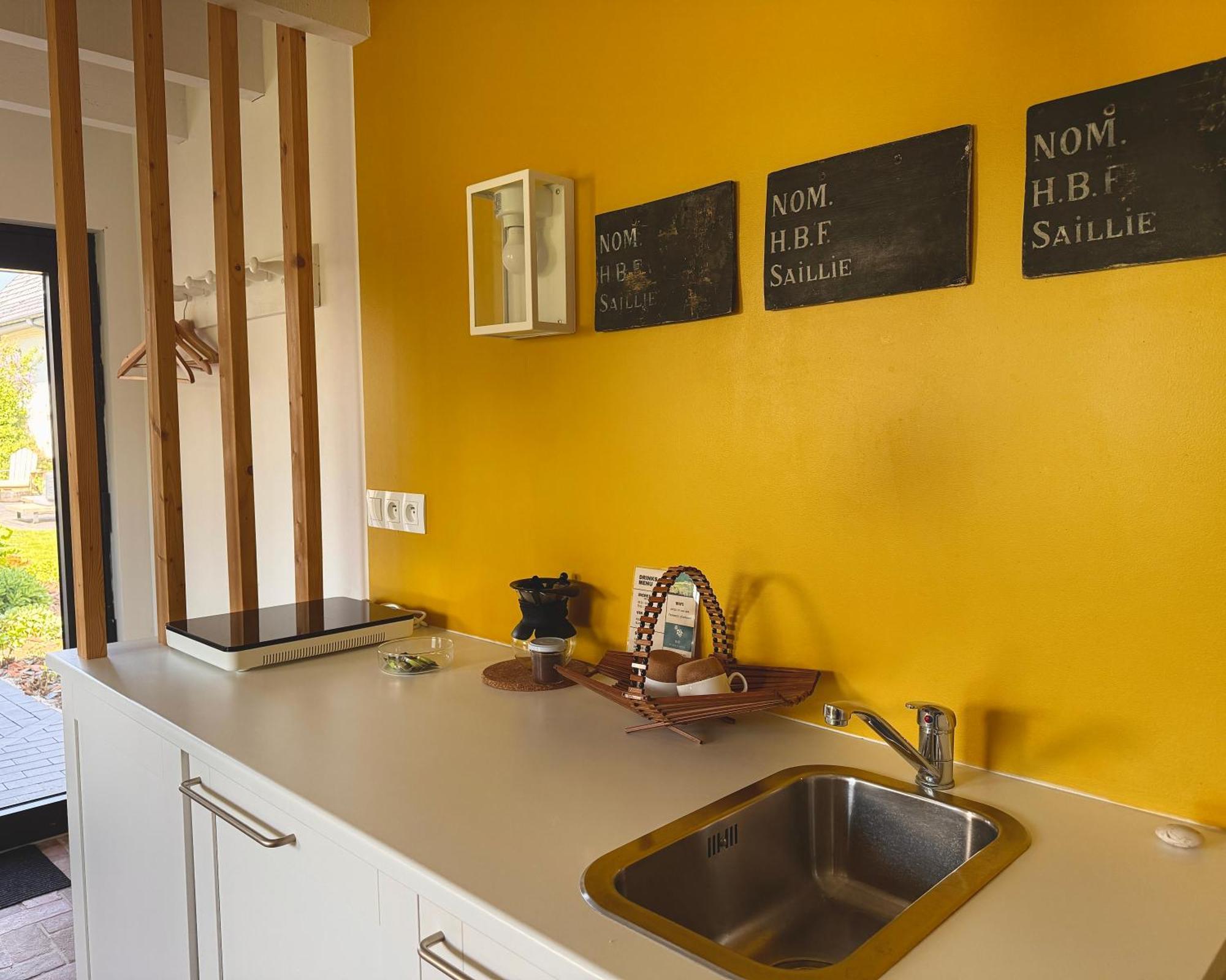 We Maison D'Hotes カッセル エクステリア 写真